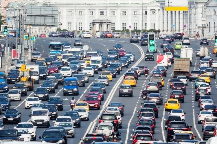 Multa de Trânsito em Curitiba Quando Vale a Pena Recorrer e Como Fazer a Defesa